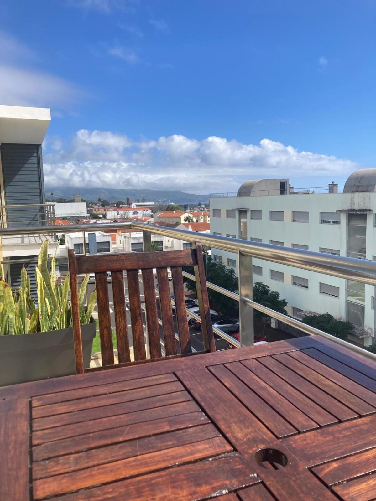 Yellow Five Apartment Ponta Delgada Exterior foto